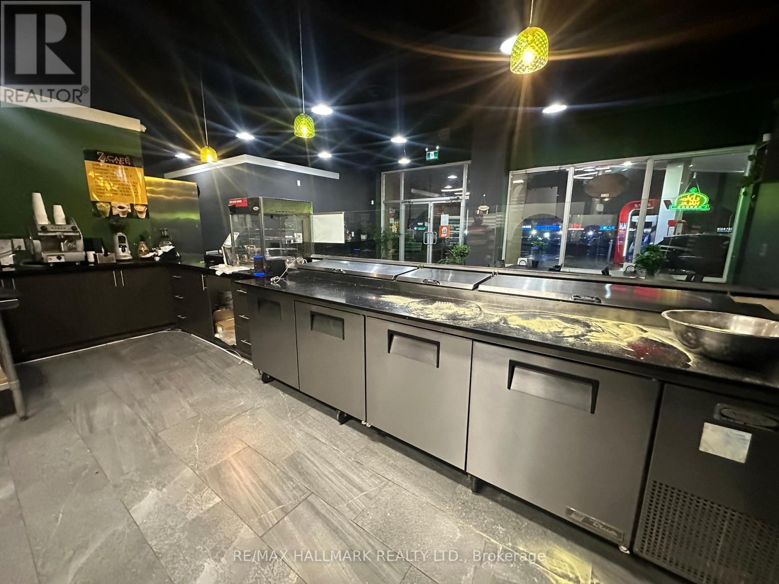 Unit 1 - 1165 Derry Road E, Mississauga, Ontario L5T 1B6 - Photo 18 - W12576998