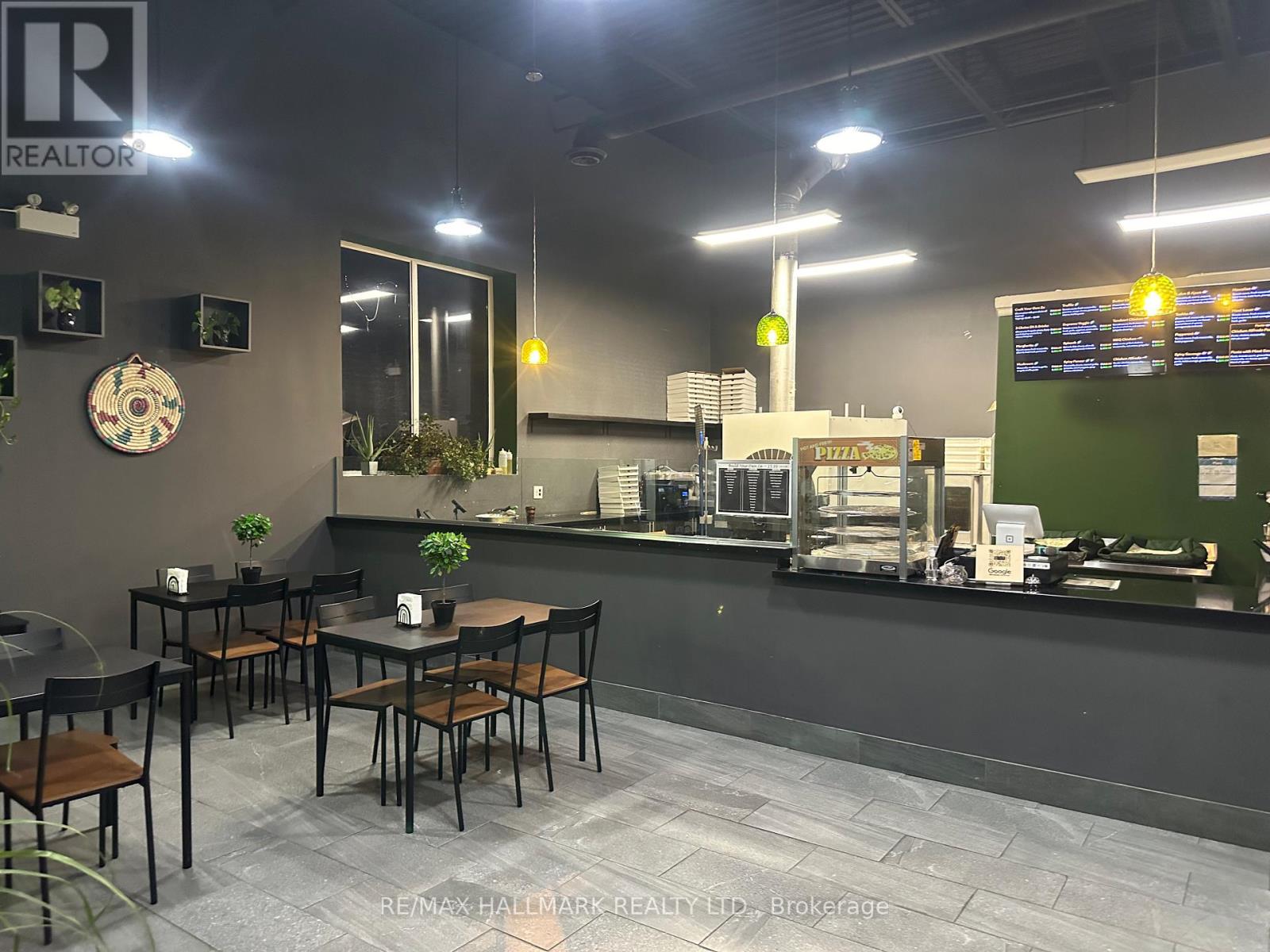 Unit 1 - 1165 Derry Road E, Mississauga, Ontario L5T 1B6 - Photo 3 - W12576998