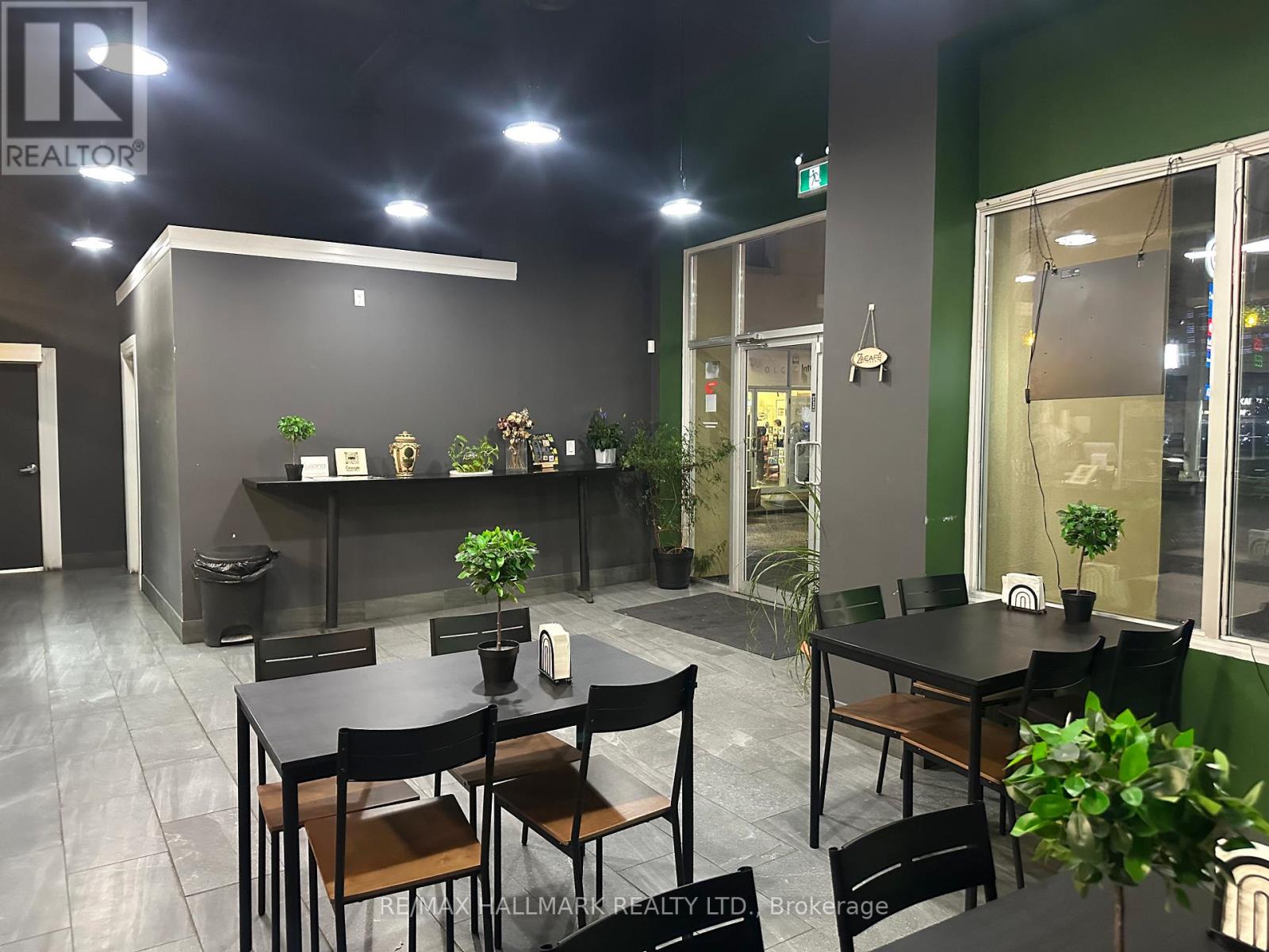 Unit 1 - 1165 Derry Road E, Mississauga, Ontario L5T 1B6 - Photo 5 - W12576998