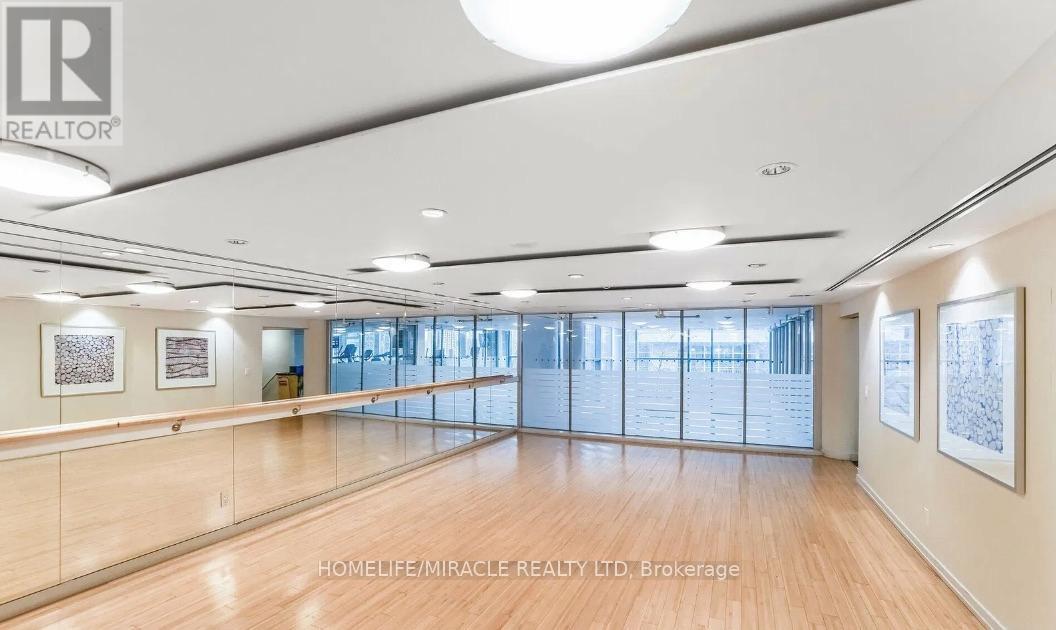 406 - 225 Webb Drive, Mississauga, Ontario  L5B 4P2 - Photo 33 - W12577004