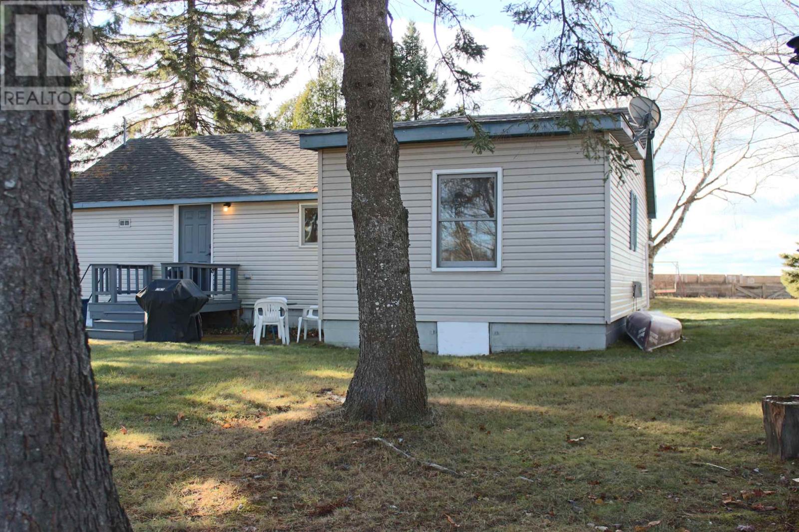 1880 Pine Shores Rd, Goulais River, Ontario P0S 1E0 - Photo 19 - SM253348