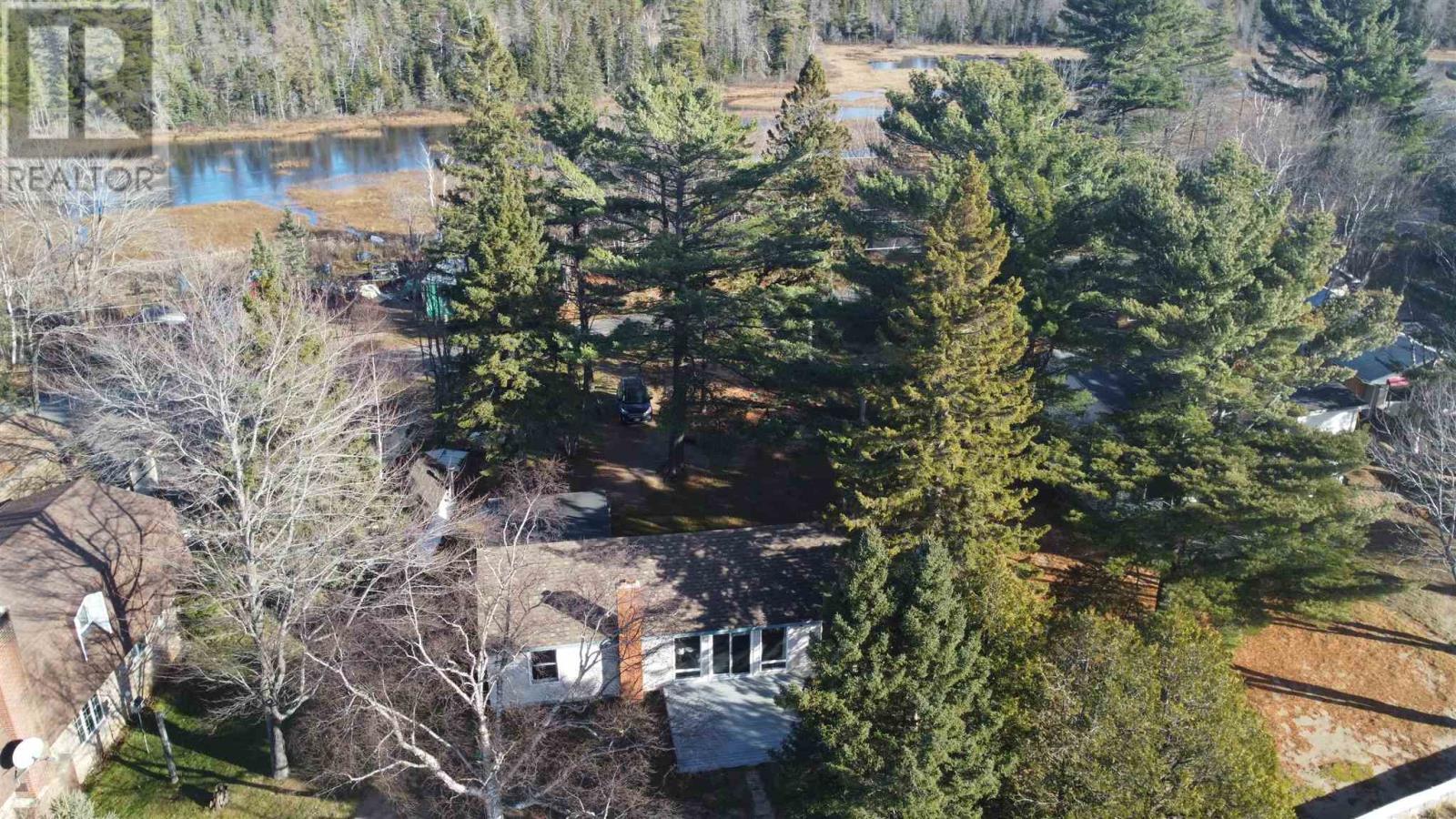 1880 Pine Shores Rd, Goulais River, Ontario P0S 1E0 - Photo 2 - SM253348