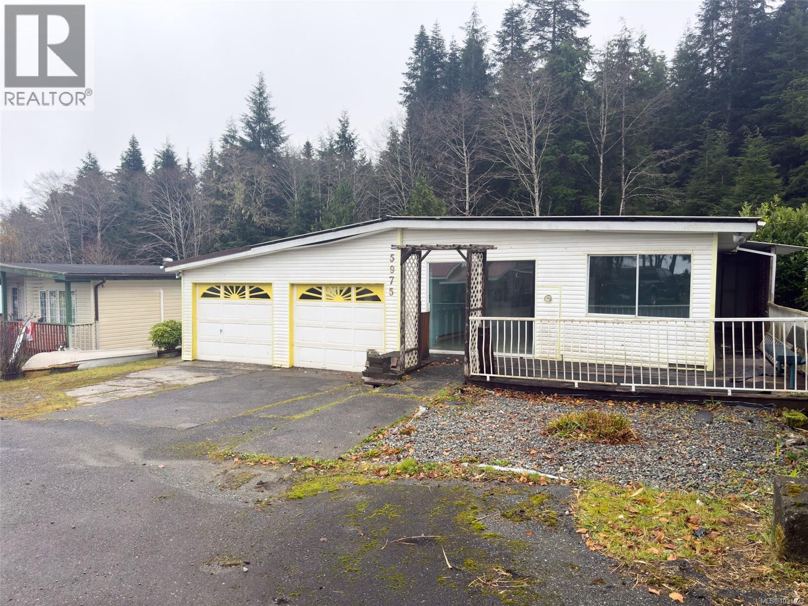 5975 Hunt St, Port Hardy, British Columbia