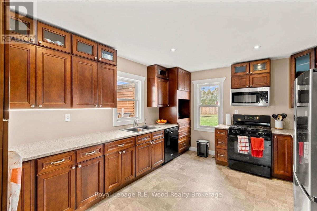 104 La Salette Road, Norfolk, Ontario  N0E 1H0 - Photo 6 - X12577076