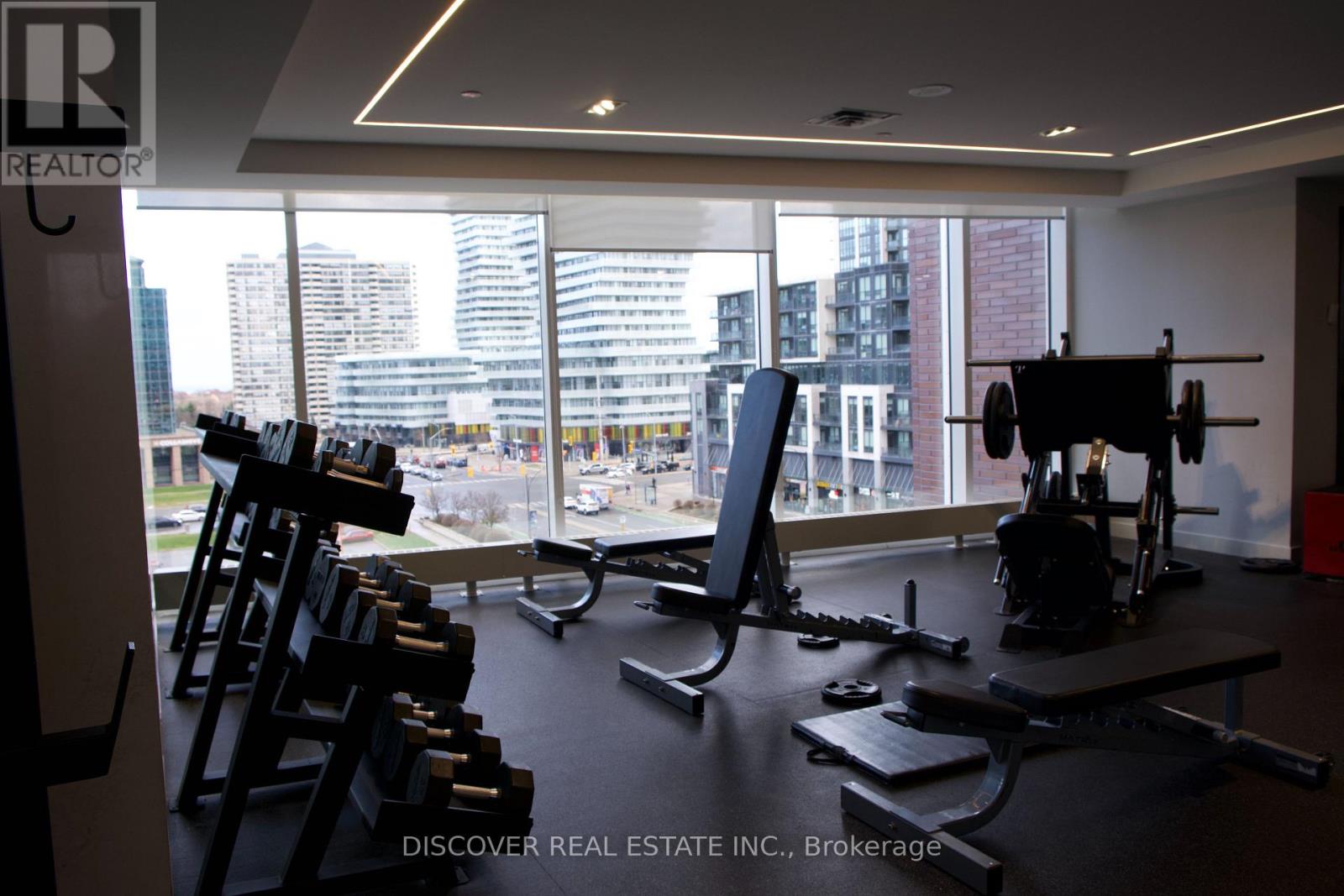 3704 - 4065 Confederation Parkway, Mississauga, Ontario  L5B 0L4 - Photo 14 - W12509402