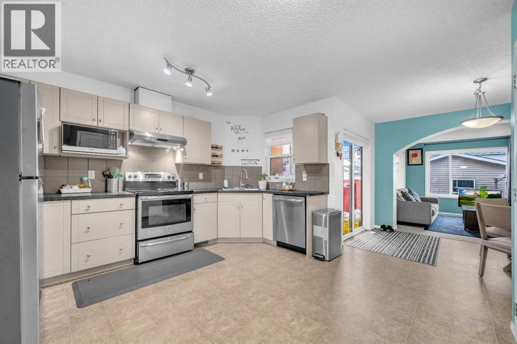 144 Saddlecrest Place Ne, Calgary, Alberta  T3J 5G2 - Photo 7 - A2270779