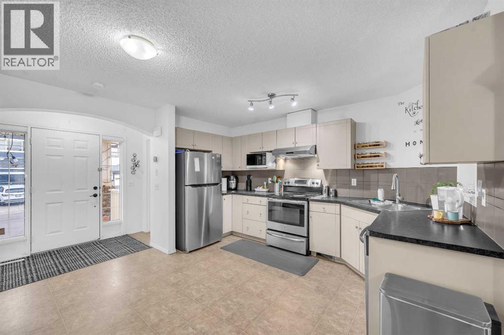 144 Saddlecrest Place Ne, Calgary, Alberta  T3J 5G2 - Photo 8 - A2270779