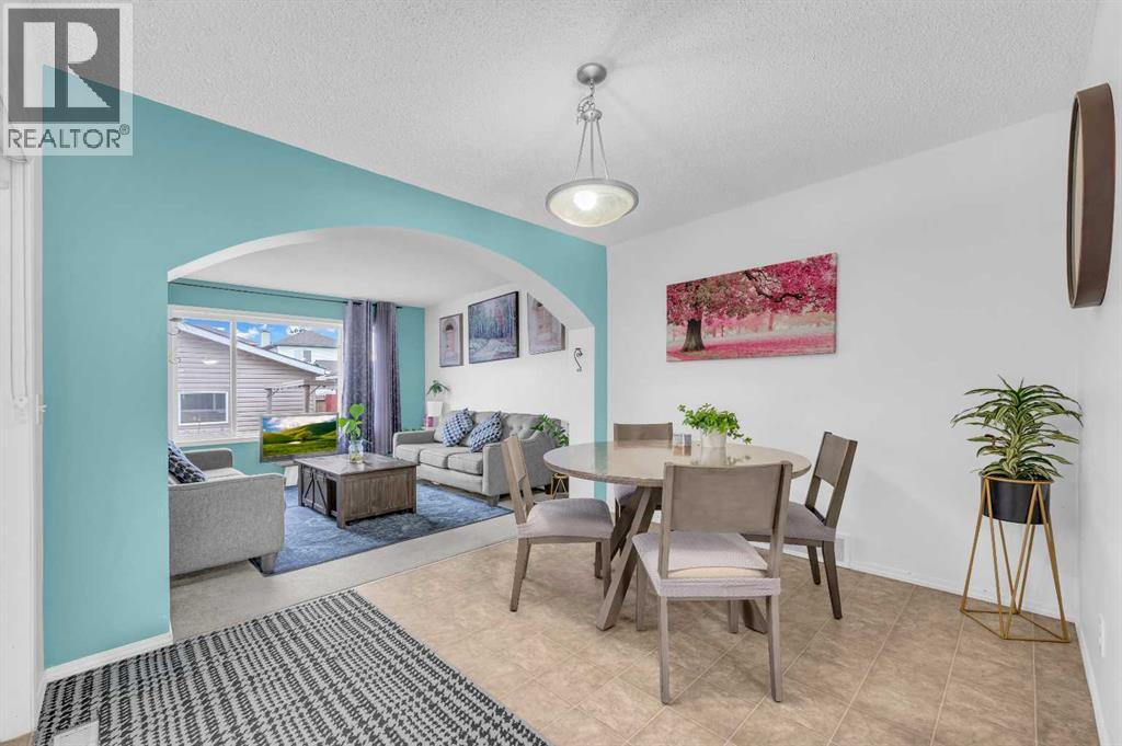 144 Saddlecrest Place Ne, Calgary, Alberta  T3J 5G2 - Photo 11 - A2270779