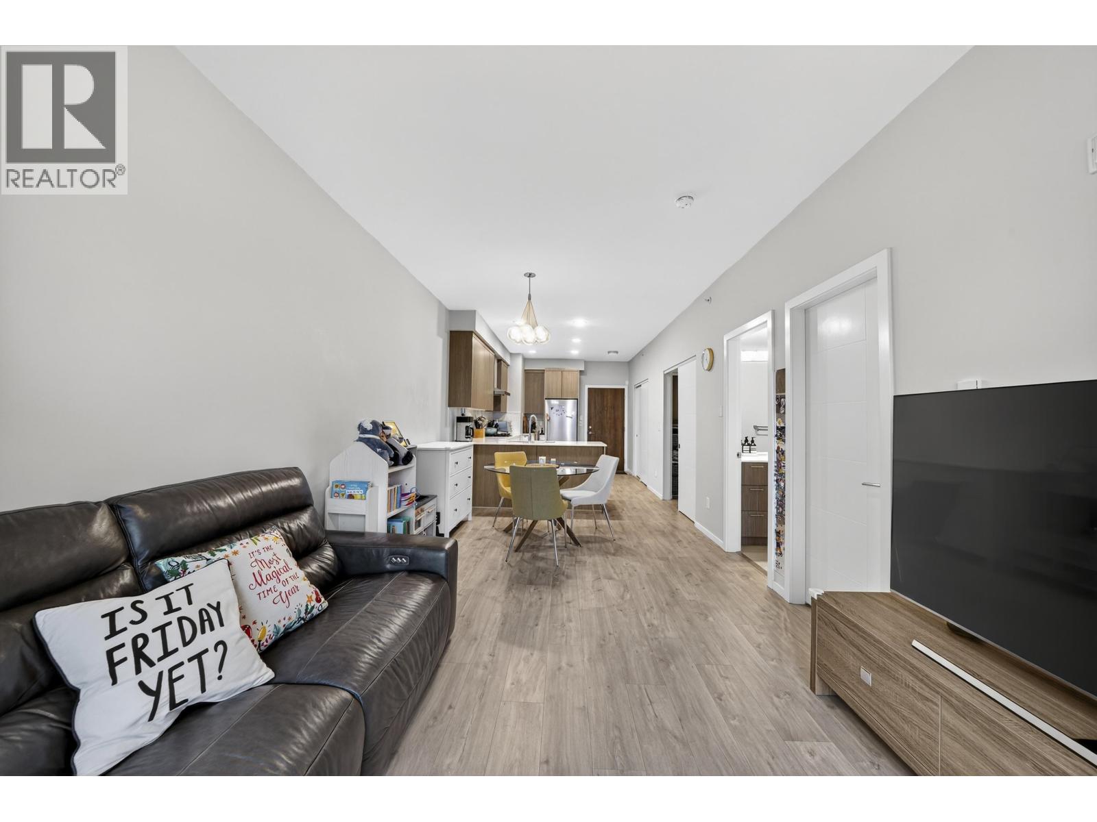 Ph6 6283 Kingsway, Burnaby, British Columbia  V5J 0H3 - Photo 7 - R3069967