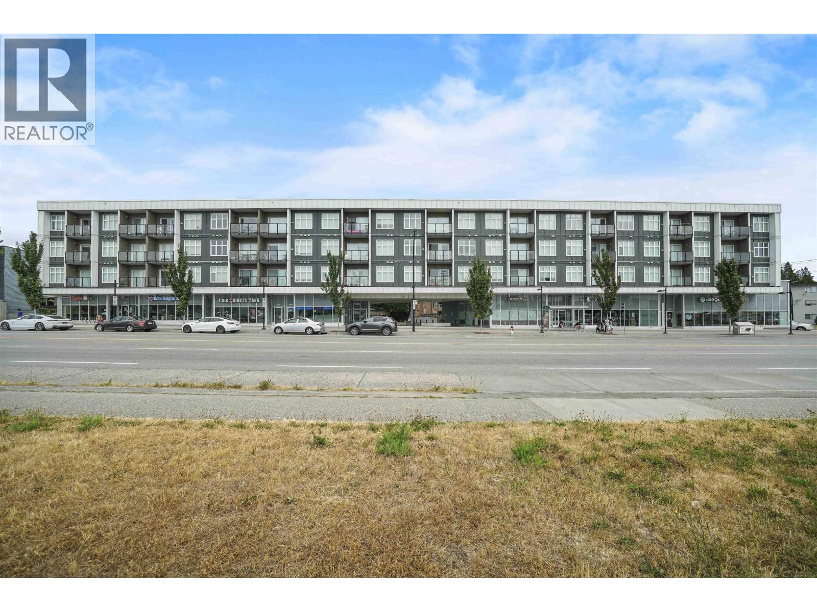 PH6 6283 KINGSWAY, Burnaby, British Columbia