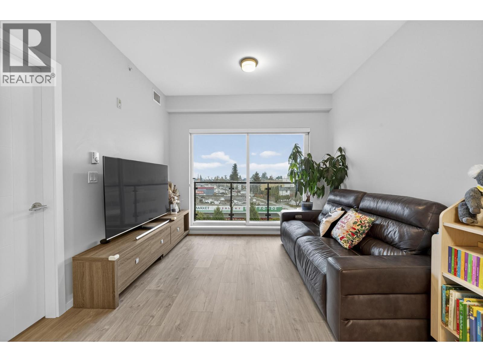 Ph6 6283 Kingsway, Burnaby, British Columbia  V5J 0H3 - Photo 3 - R3069967