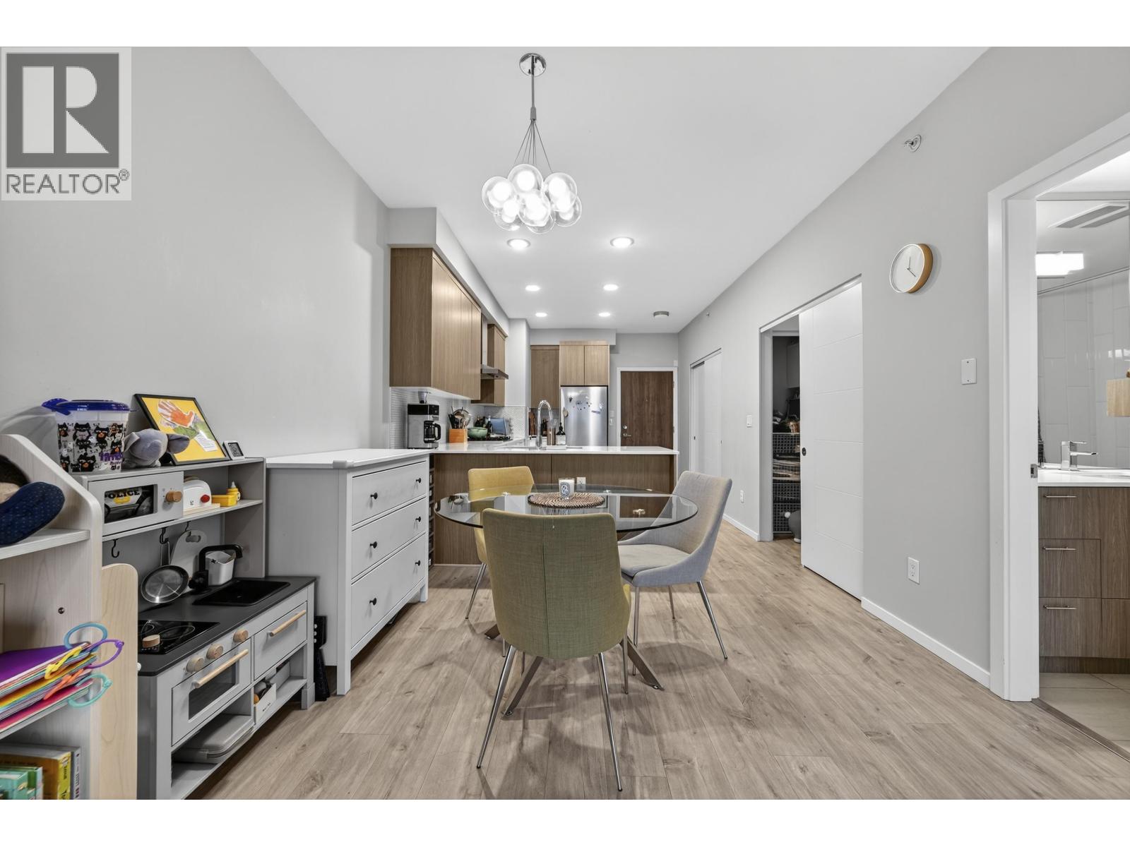 Ph6 6283 Kingsway, Burnaby, British Columbia  V5J 0H3 - Photo 8 - R3069967