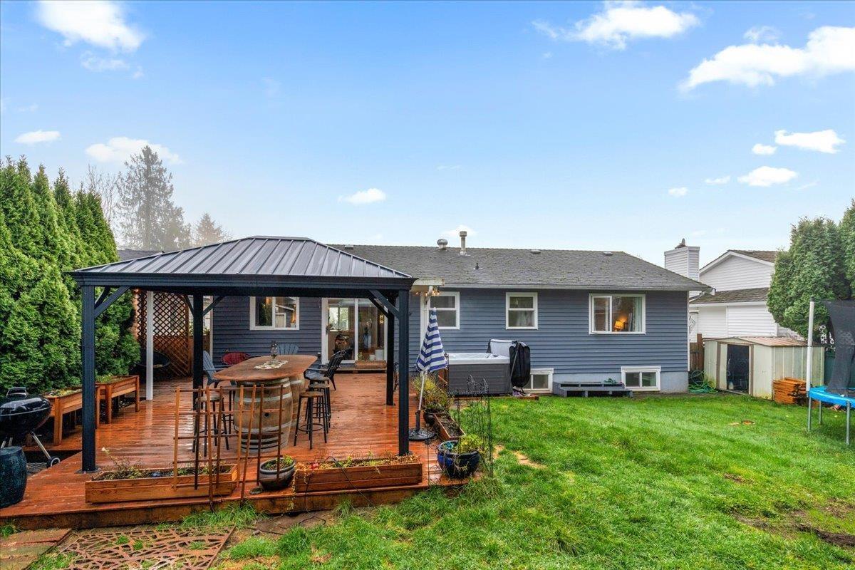 32983 Whidden Avenue, Mission, British Columbia  V2V 6G4 - Photo 34 - R3070171