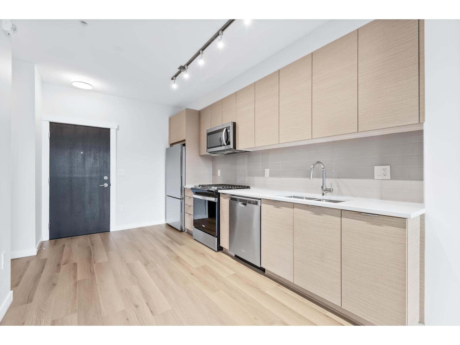 B319 8150 207 Street, Langley, British Columbia  V2Y 4J2 - Photo 2 - R3070182