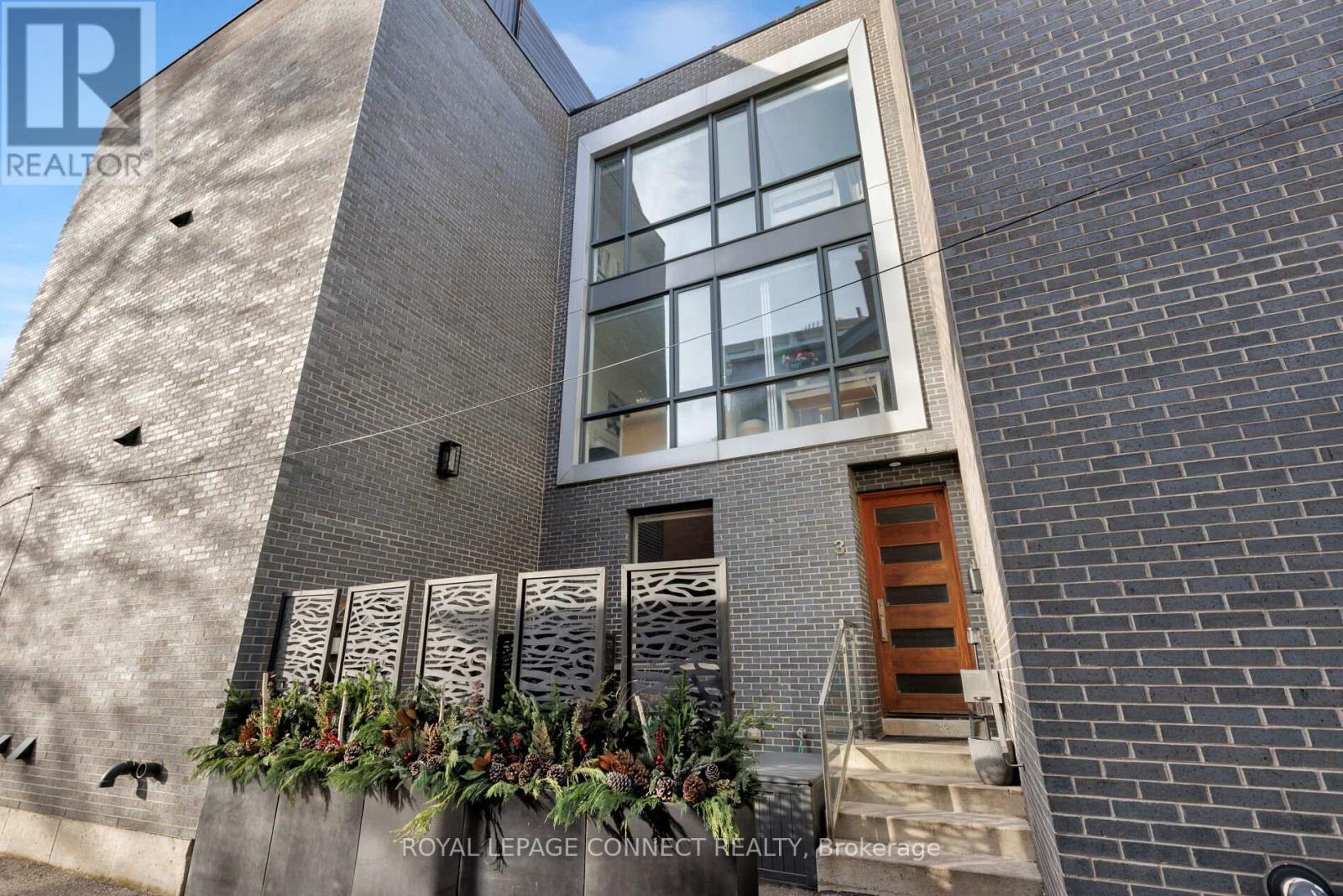 TH3 - 126 SPADINA ROAD, Toronto, Ontario