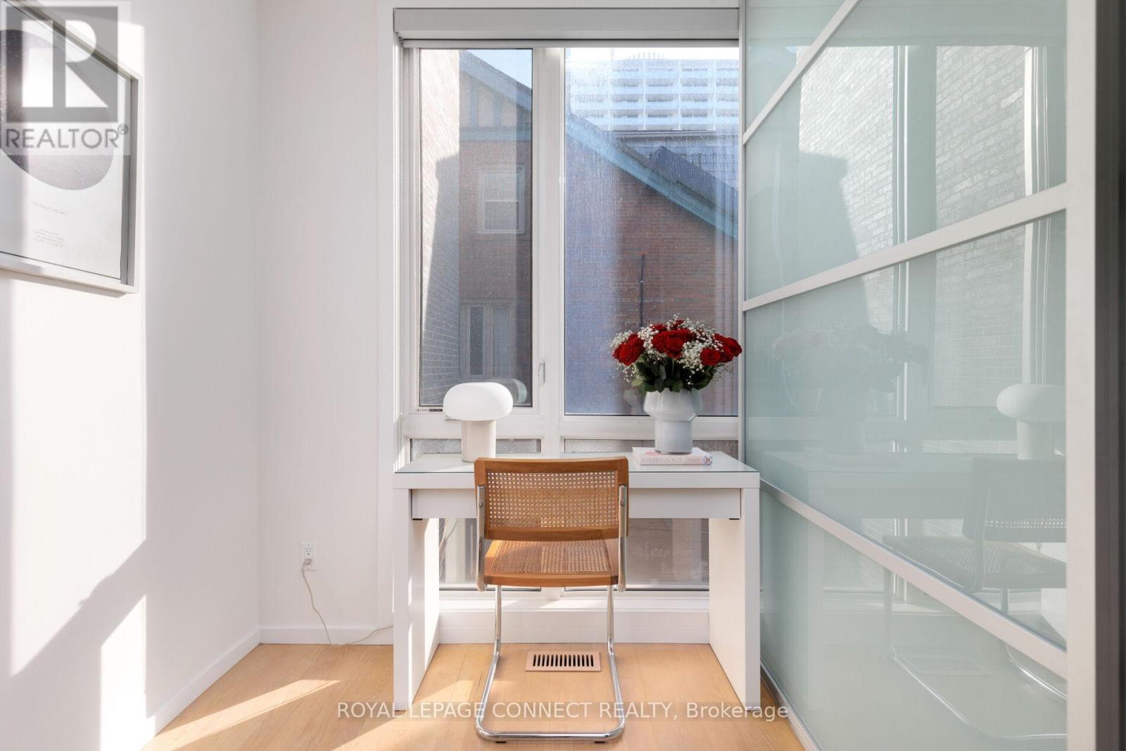 Th3 - 126 Spadina Road, Toronto, Ontario  M5R 2T8 - Photo 21 - C12577020