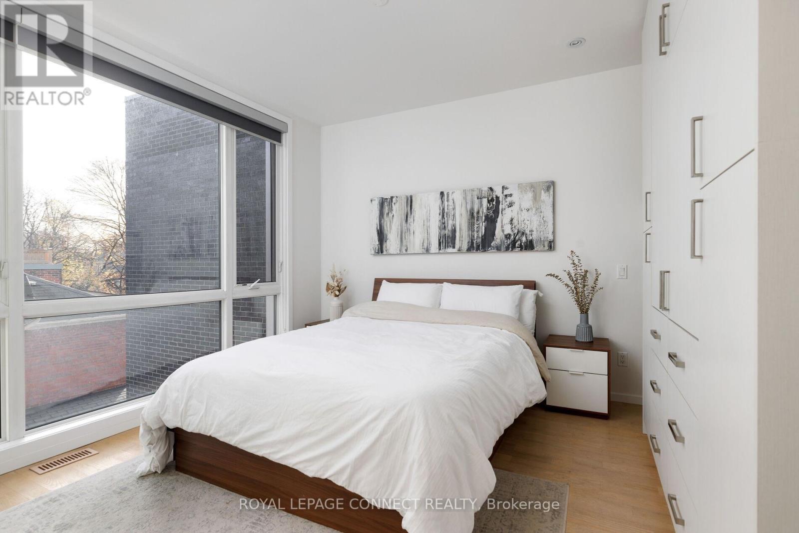 Th3 - 126 Spadina Road, Toronto, Ontario  M5R 2T8 - Photo 23 - C12577020