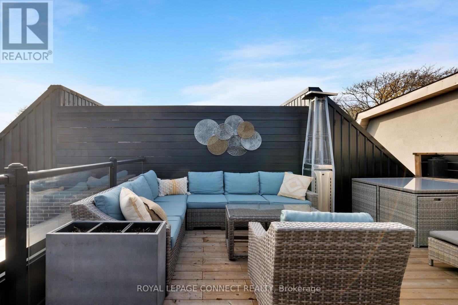 Th3 - 126 Spadina Road, Toronto, Ontario  M5R 2T8 - Photo 30 - C12577020