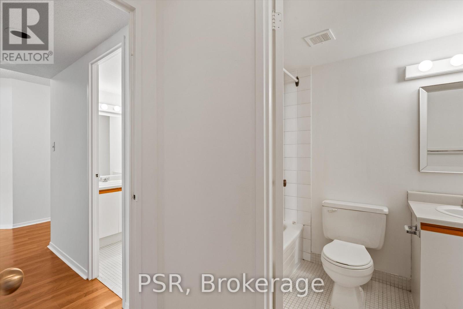 901 - 633 Bay Street, Toronto, Ontario  M5G 2G4 - Photo 21 - C12577032