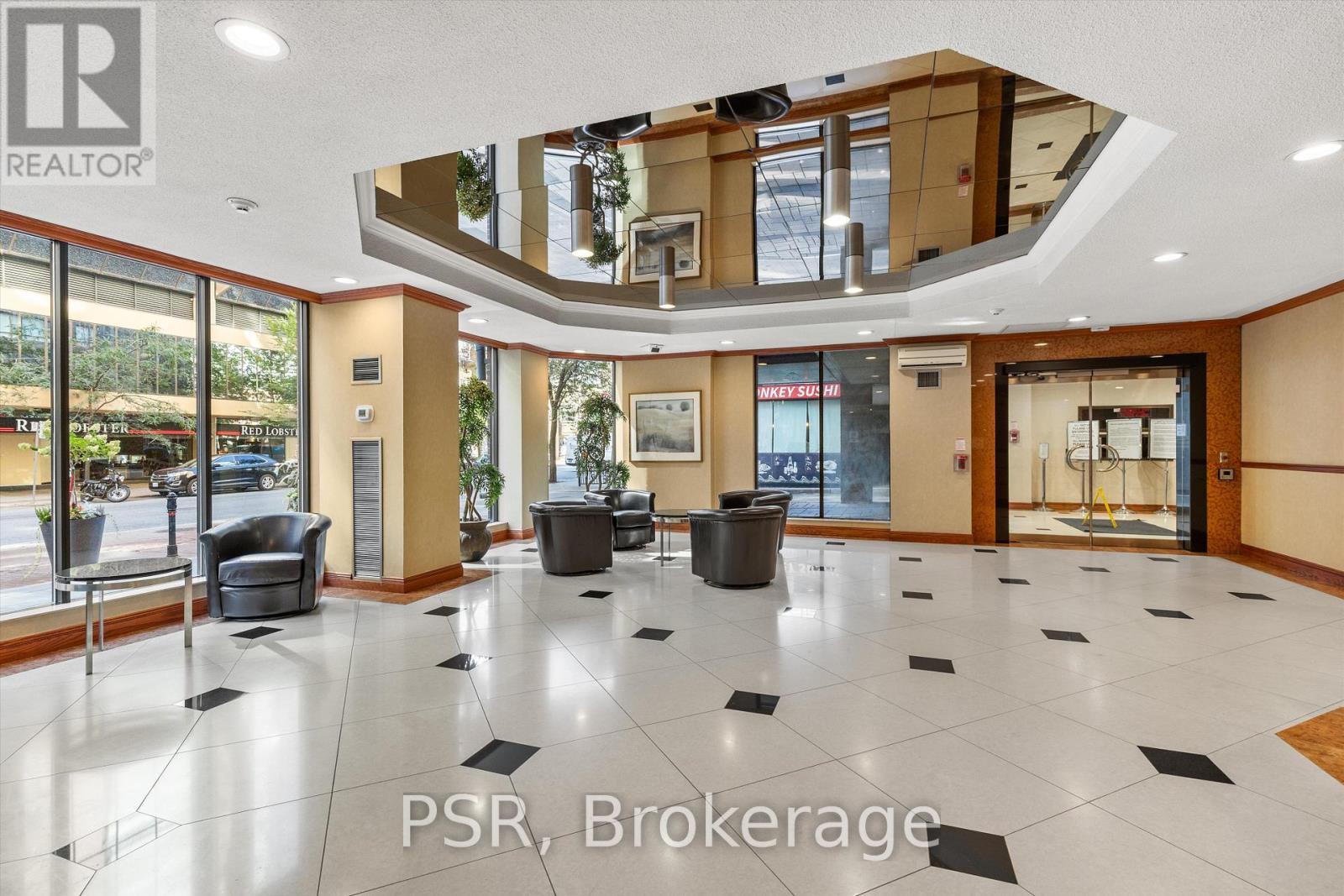 901 - 633 Bay Street, Toronto, Ontario  M5G 2G4 - Photo 3 - C12577032