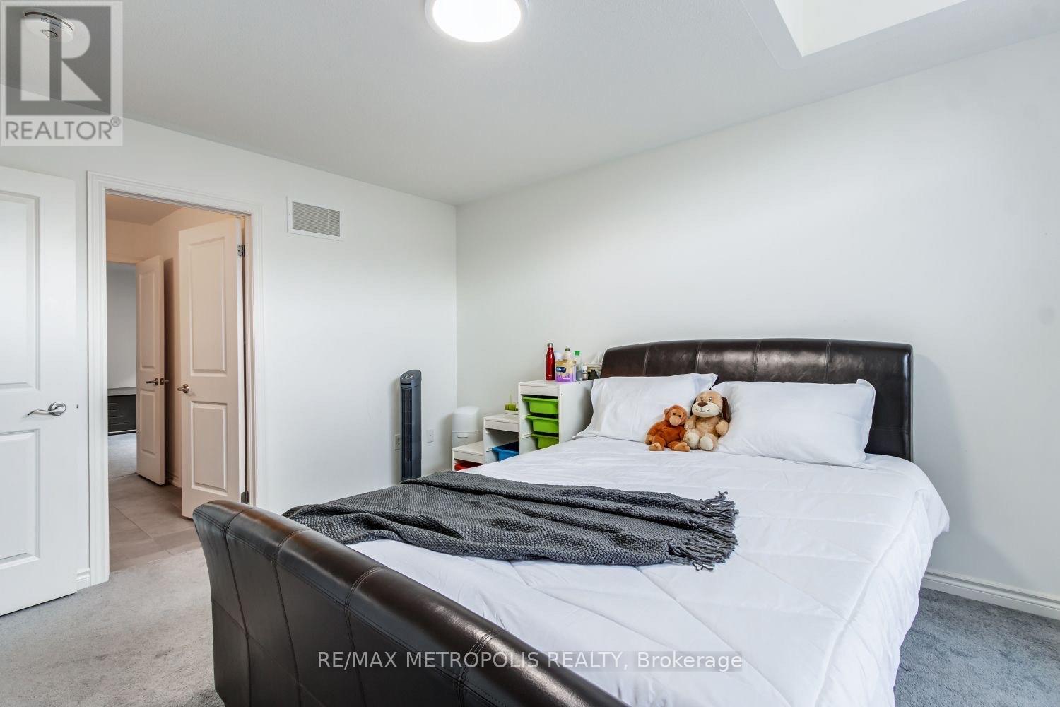 93 Elephant Hill Drive, Clarington, Ontario  L1C 0V8 - Photo 5 - E12577040