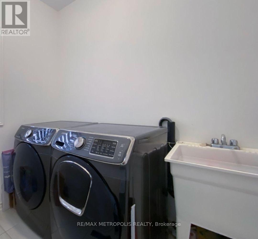 93 Elephant Hill Drive, Clarington, Ontario  L1C 0V8 - Photo 9 - E12577040