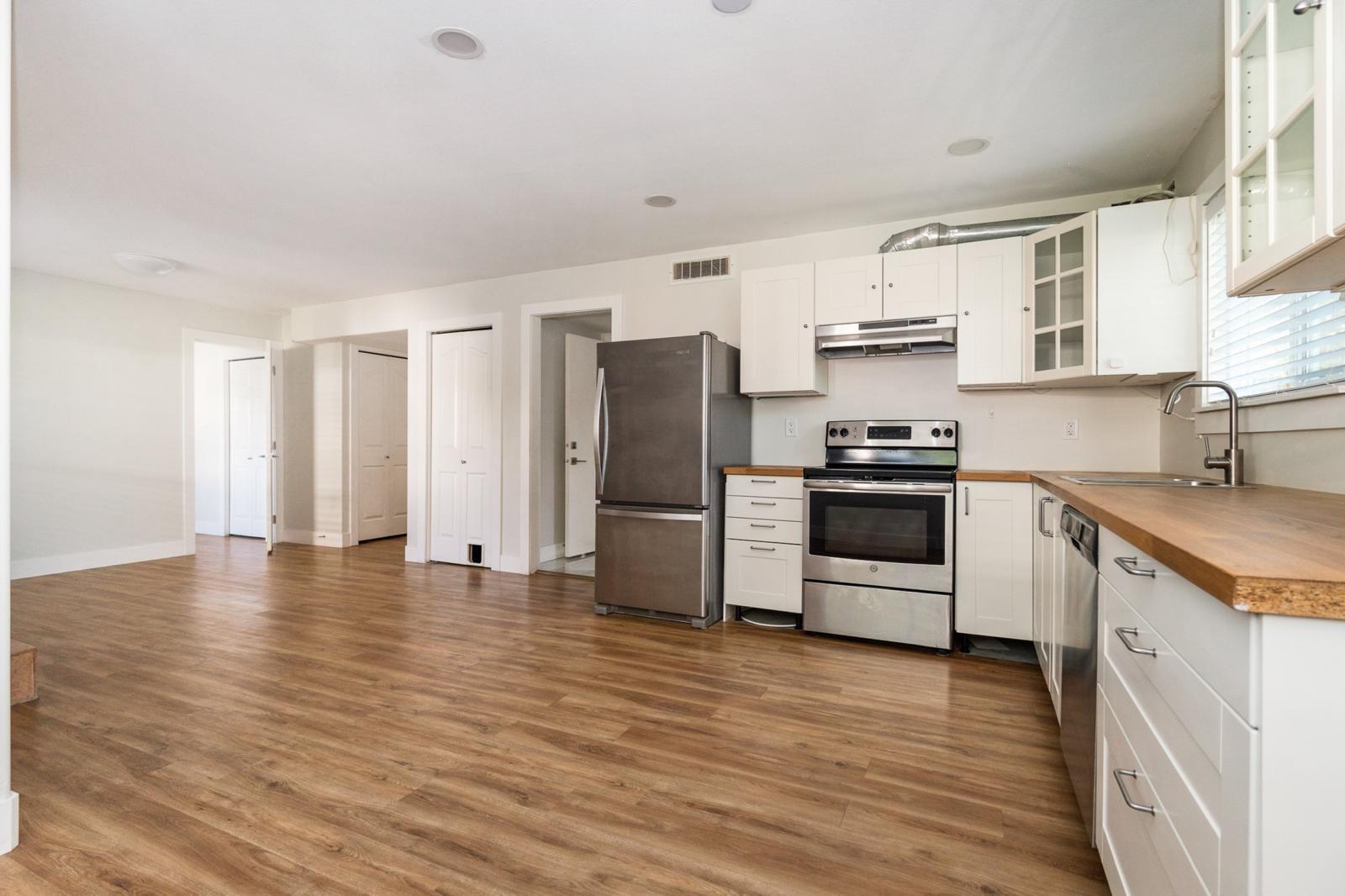 6858 Wiltshire Street, Sardis West Vedder, Chilliwack, British Columbia  V2R 2Z3 - Photo 28 - R3069512