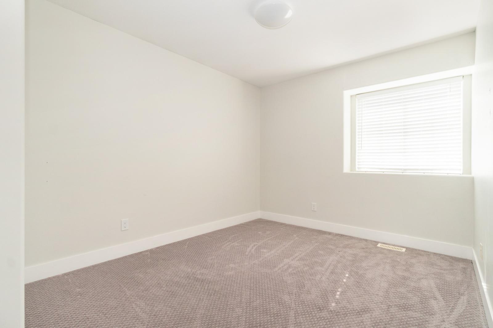 6858 Wiltshire Street, Sardis West Vedder, Chilliwack, British Columbia  V2R 2Z3 - Photo 21 - R3069512