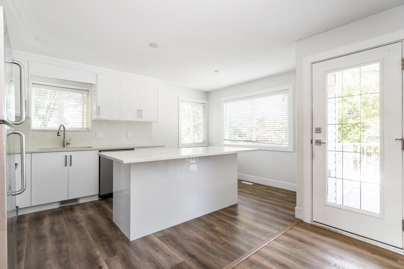 6858 Wiltshire Street, Sardis West Vedder, Chilliwack, British Columbia  V2R 2Z3 - Photo 7 - R3069512