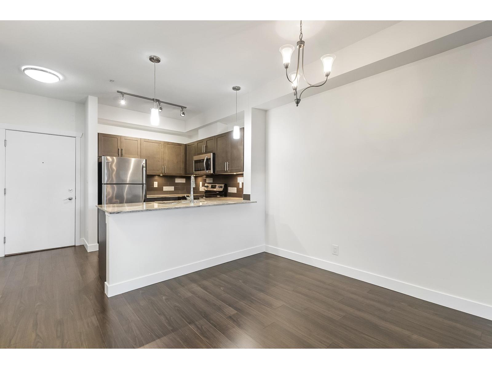 L115 13468 King George Boulevard, Surrey, British Columbia  V3T 0H5 - Photo 29 - R3070019