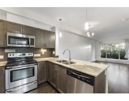 <div class="price">$399,000</div> L115 13468 King George Boulevard, Surrey<br><div style="margin-bottom:8px;"><small>RE/MAX 2000 Realty</small></div><div class='bed_bath'>1 Bed | 1 Bath</div>