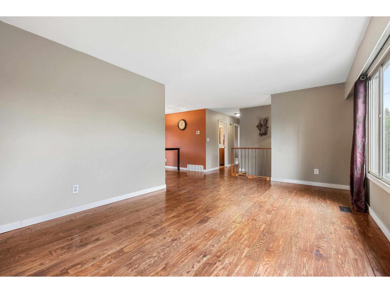 31949 Silverdale Avenue, Mission, British Columbia  V2V 2L2 - Photo 6 - R3069948