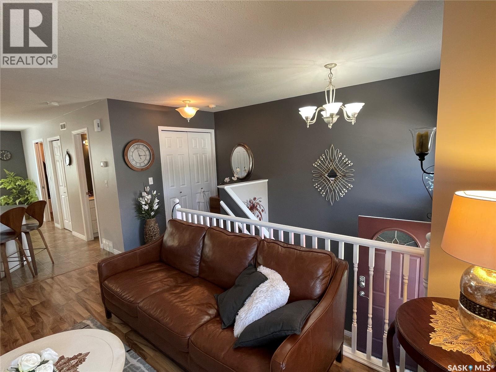 228 Lochrie Crescent, Saskatoon, Saskatchewan  S7M 5E4 - Photo 11 - SK024699