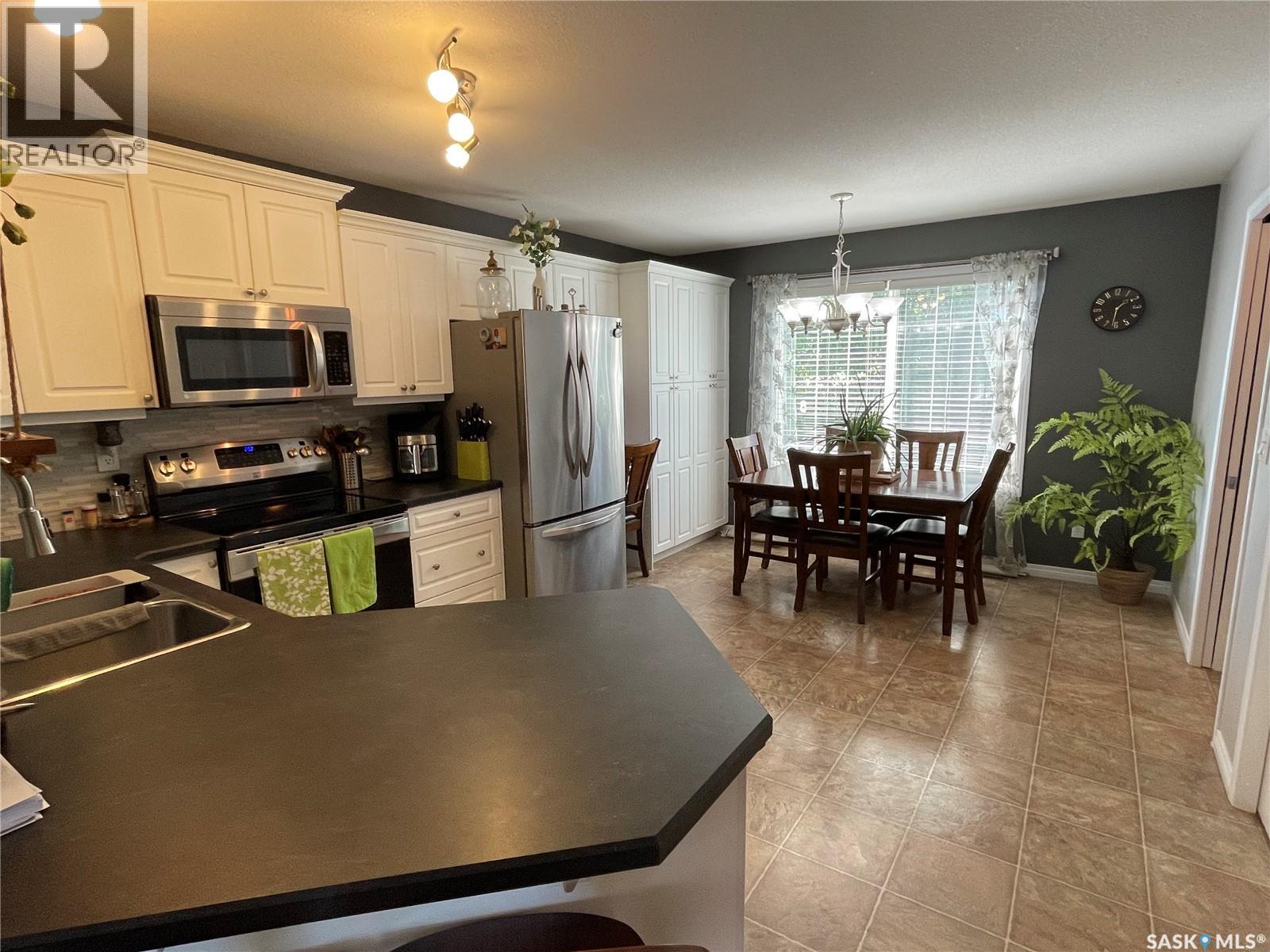 228 Lochrie Crescent, Saskatoon, Saskatchewan  S7M 5E4 - Photo 16 - SK024699