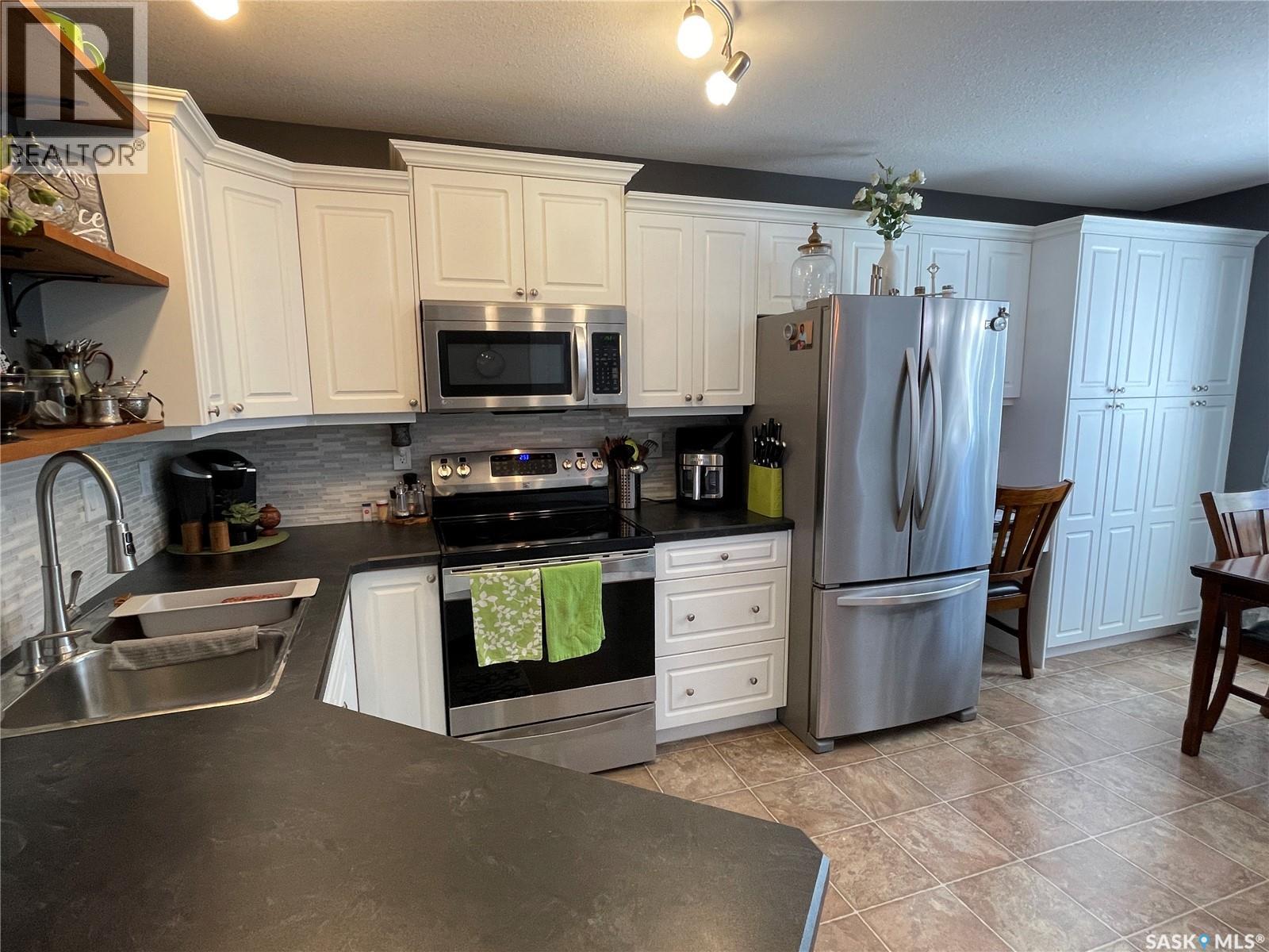 228 Lochrie Crescent, Saskatoon, Saskatchewan  S7M 5E4 - Photo 21 - SK024699