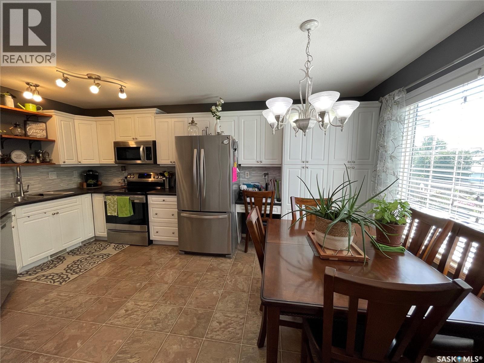 228 Lochrie Crescent, Saskatoon, Saskatchewan  S7M 5E4 - Photo 22 - SK024699