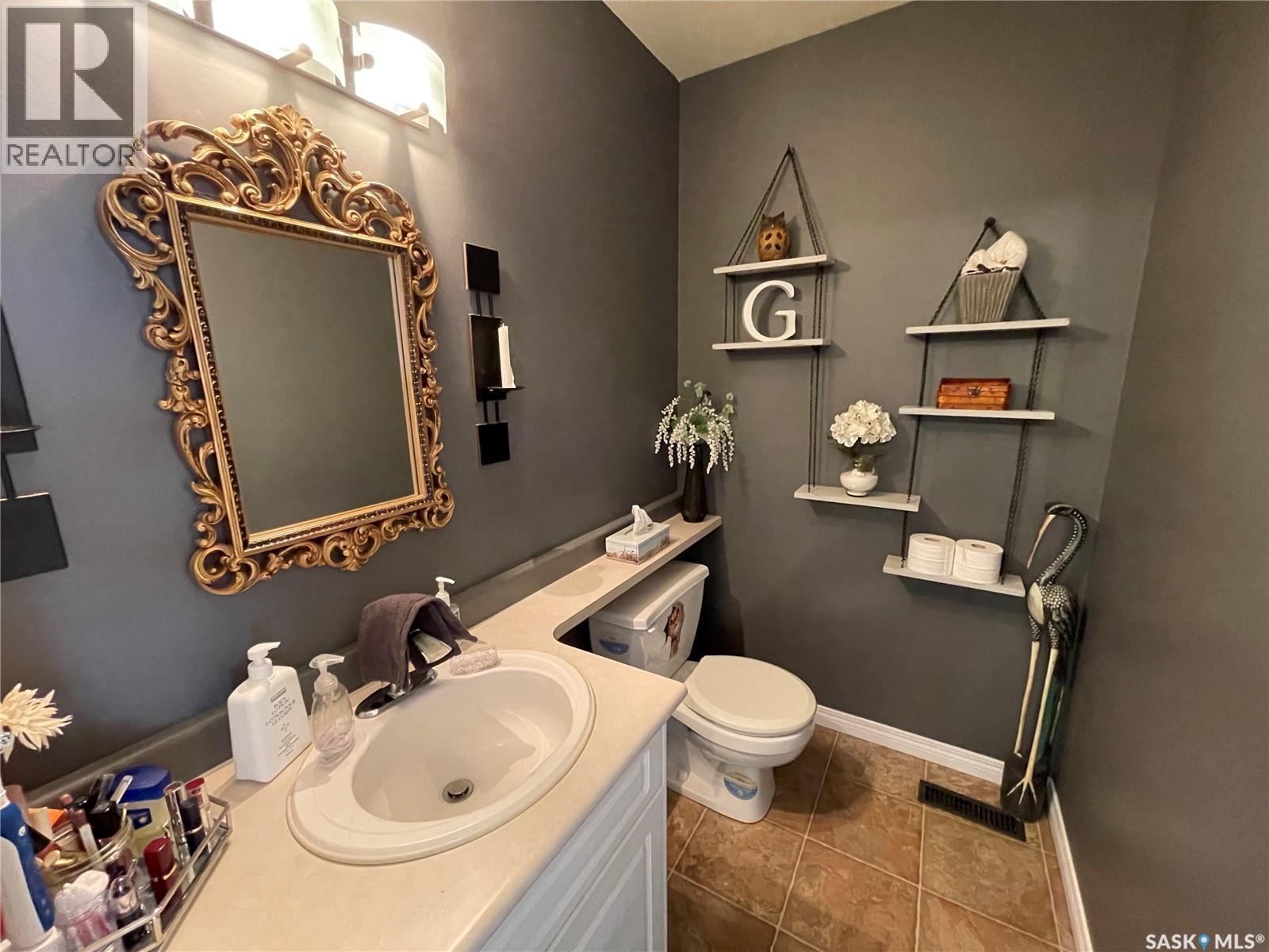 228 Lochrie Crescent, Saskatoon, Saskatchewan  S7M 5E4 - Photo 27 - SK024699