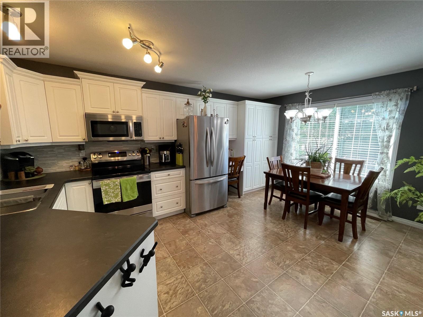 228 Lochrie Crescent, Saskatoon, Saskatchewan  S7M 5E4 - Photo 29 - SK024699