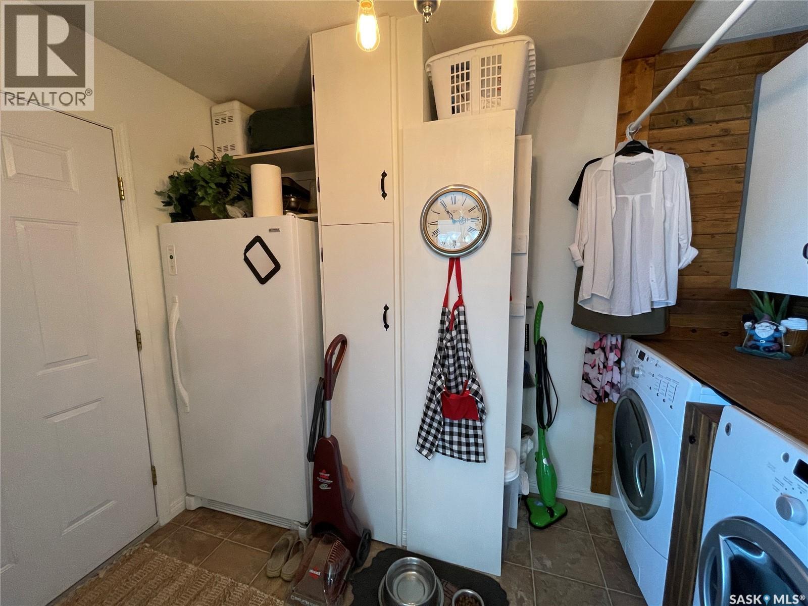 228 Lochrie Crescent, Saskatoon, Saskatchewan  S7M 5E4 - Photo 30 - SK024699