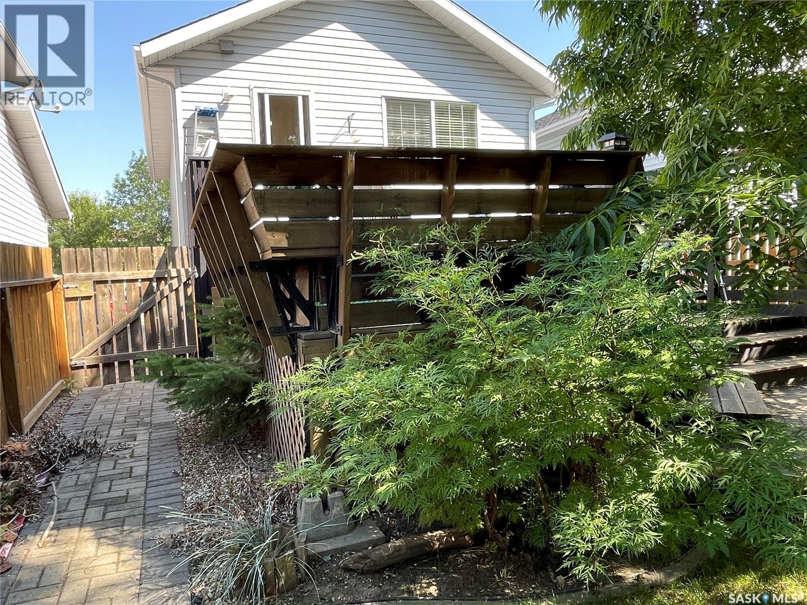 228 Lochrie Crescent, Saskatoon, Saskatchewan  S7M 5E4 - Photo 41 - SK024699