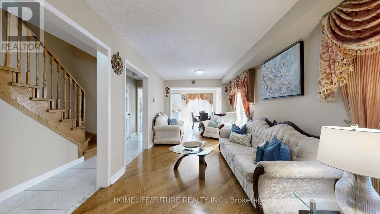 19 Charles Brown Road, Markham, Ontario  L3S 4T3 - Photo 6 - N12577046