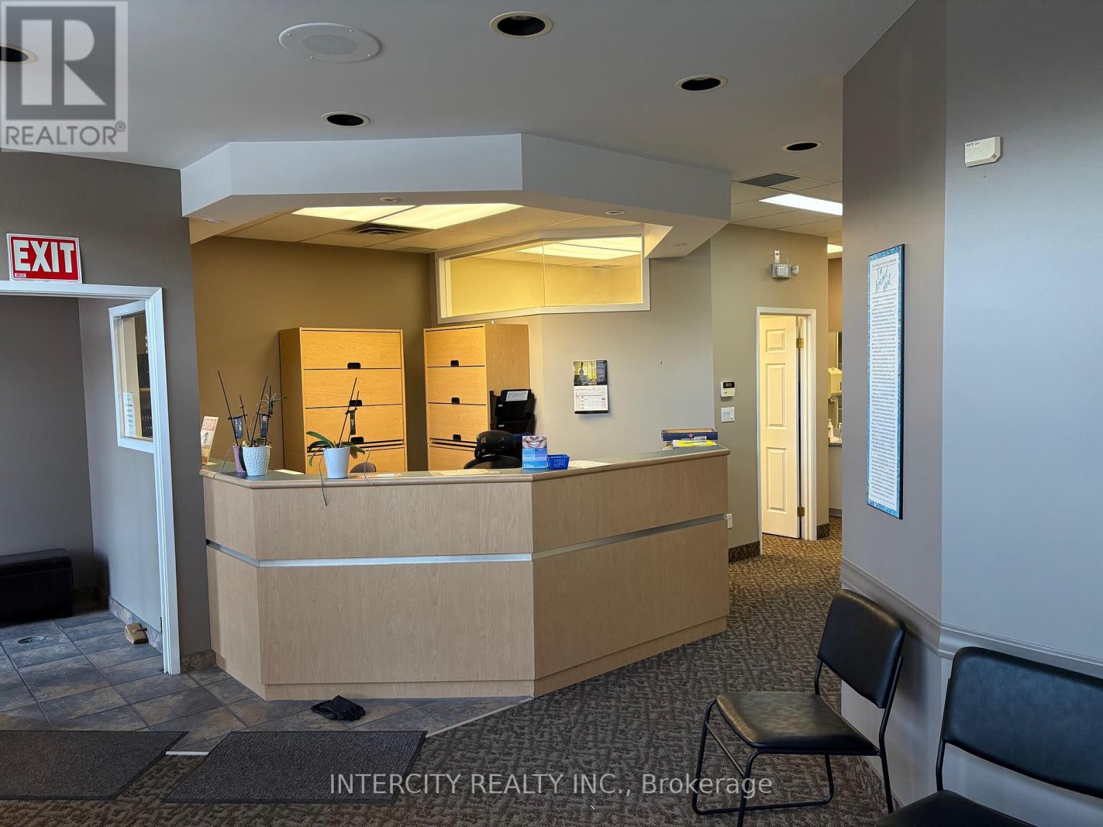 350 Big Bay Point, Barrie, Ontario  L4N 8A8 - Photo 2 - S12577028