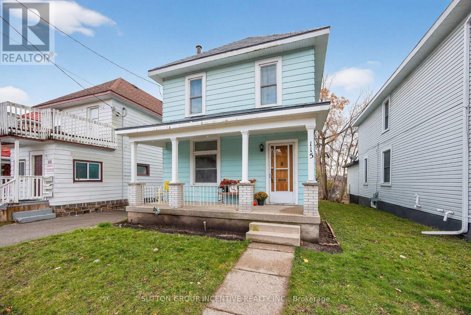 115 Mary Street, Orillia, Ontario  L3V 3E1 - Photo 2 - S12577050