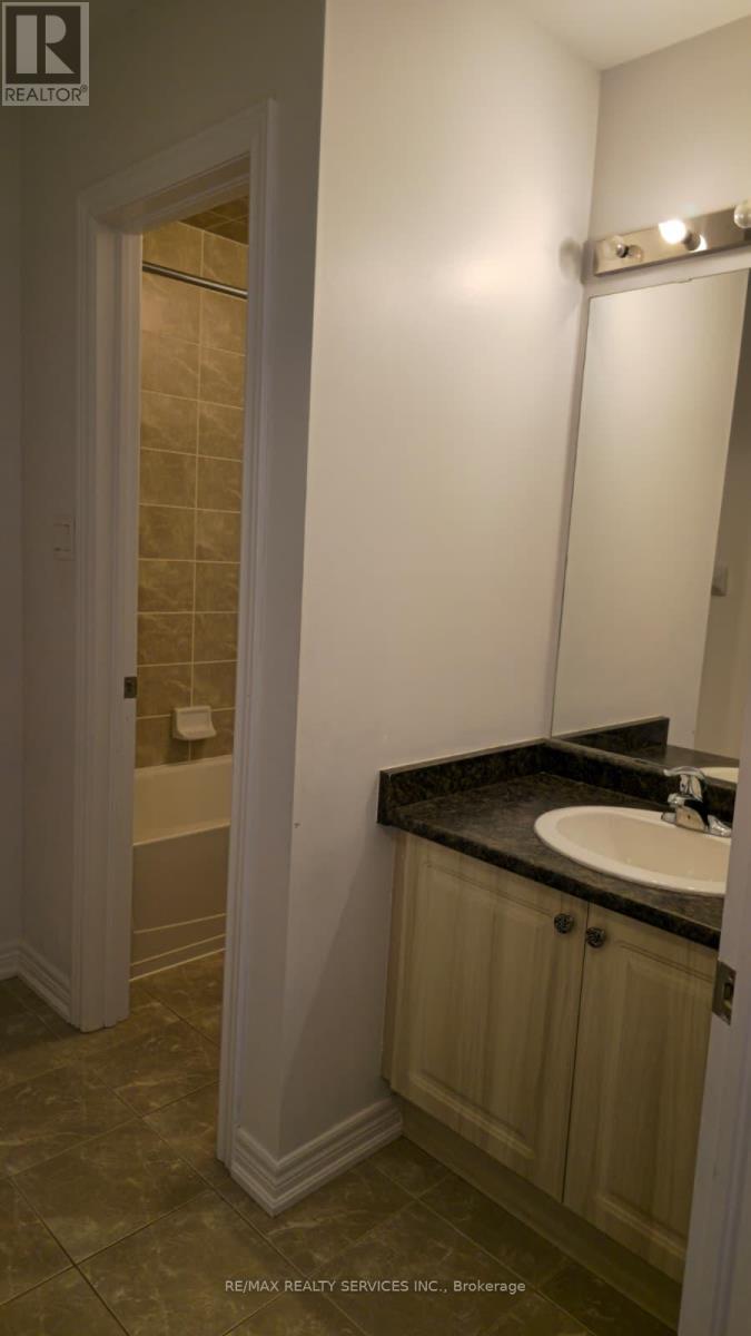 92 Allegro Drive, Brampton, Ontario  L6Y 5Y3 - Photo 20 - W12577016