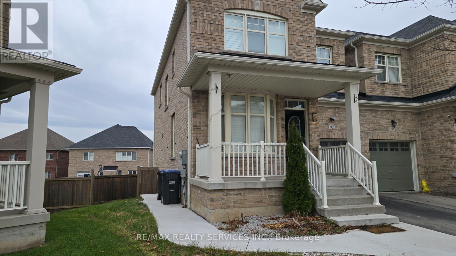 92 Allegro Drive, Brampton, Ontario  L6Y 5Y3 - Photo 34 - W12577016