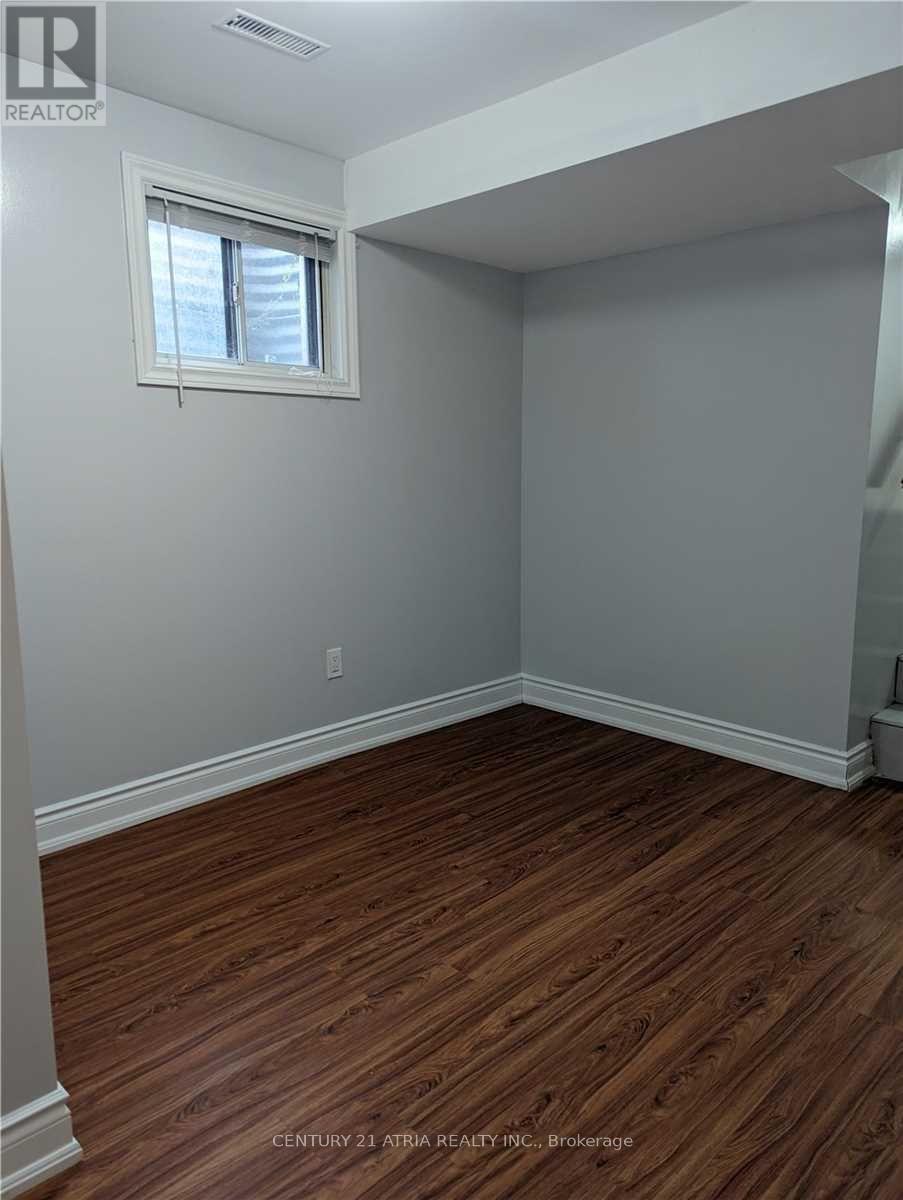 Bsmt - 2541 Trident Avenue, Mississauga, Ontario  L5B 2L3 - Photo 12 - W12577044