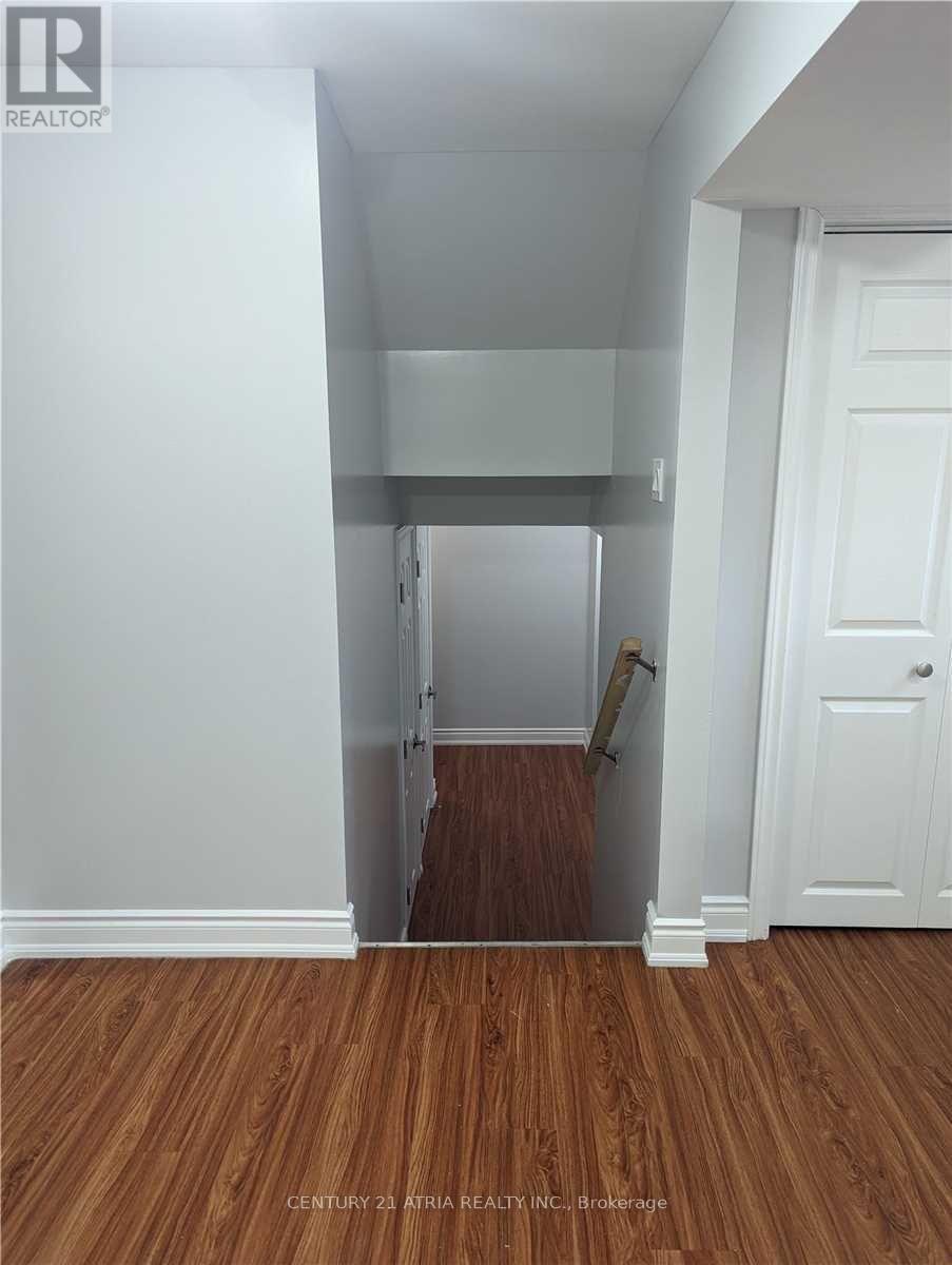 Bsmt - 2541 Trident Avenue, Mississauga, Ontario  L5B 2L3 - Photo 6 - W12577044