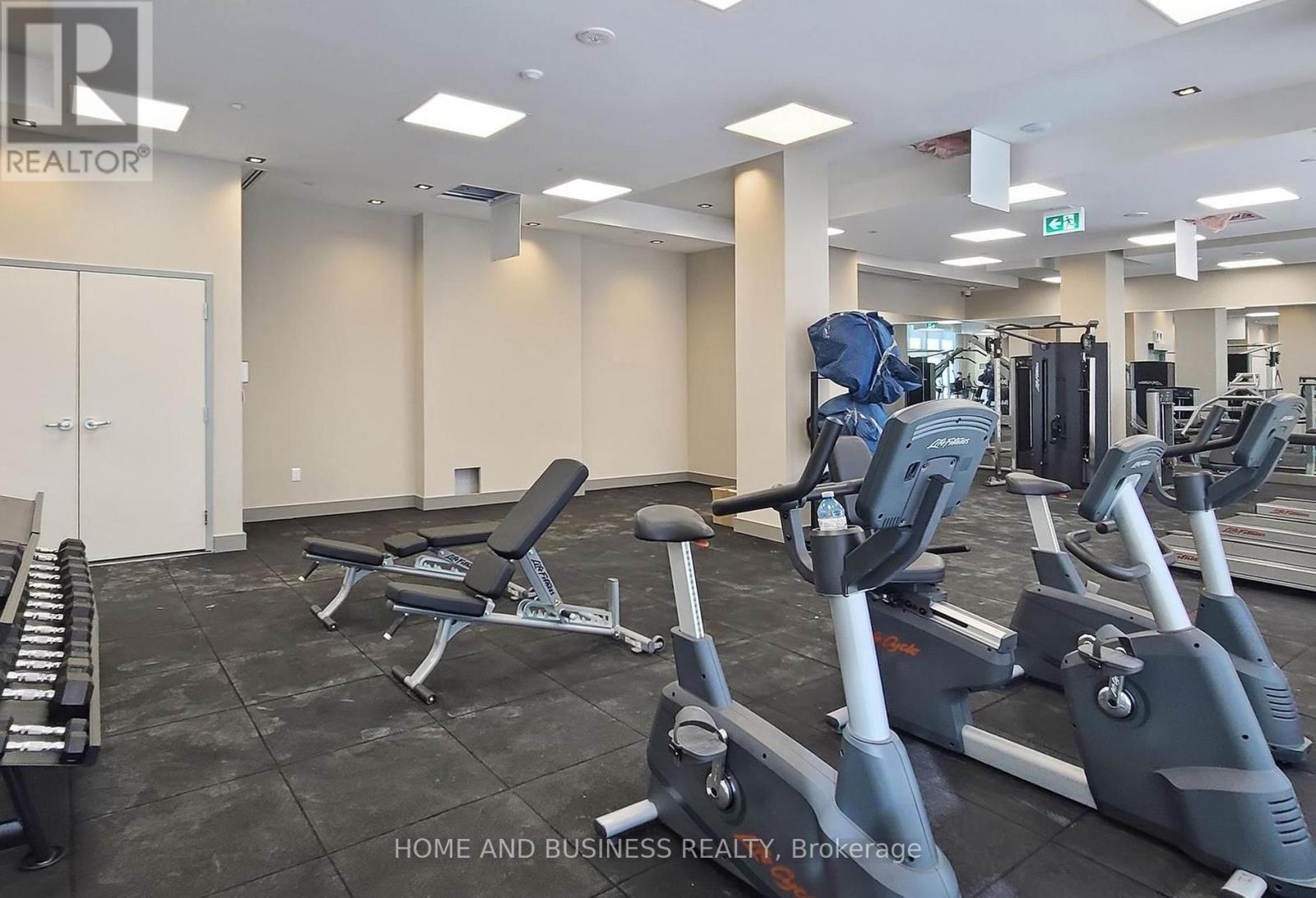 1809 - 15 Watergarden Drive, Mississauga, Ontario  L5R 1B2 - Photo 18 - W12455938