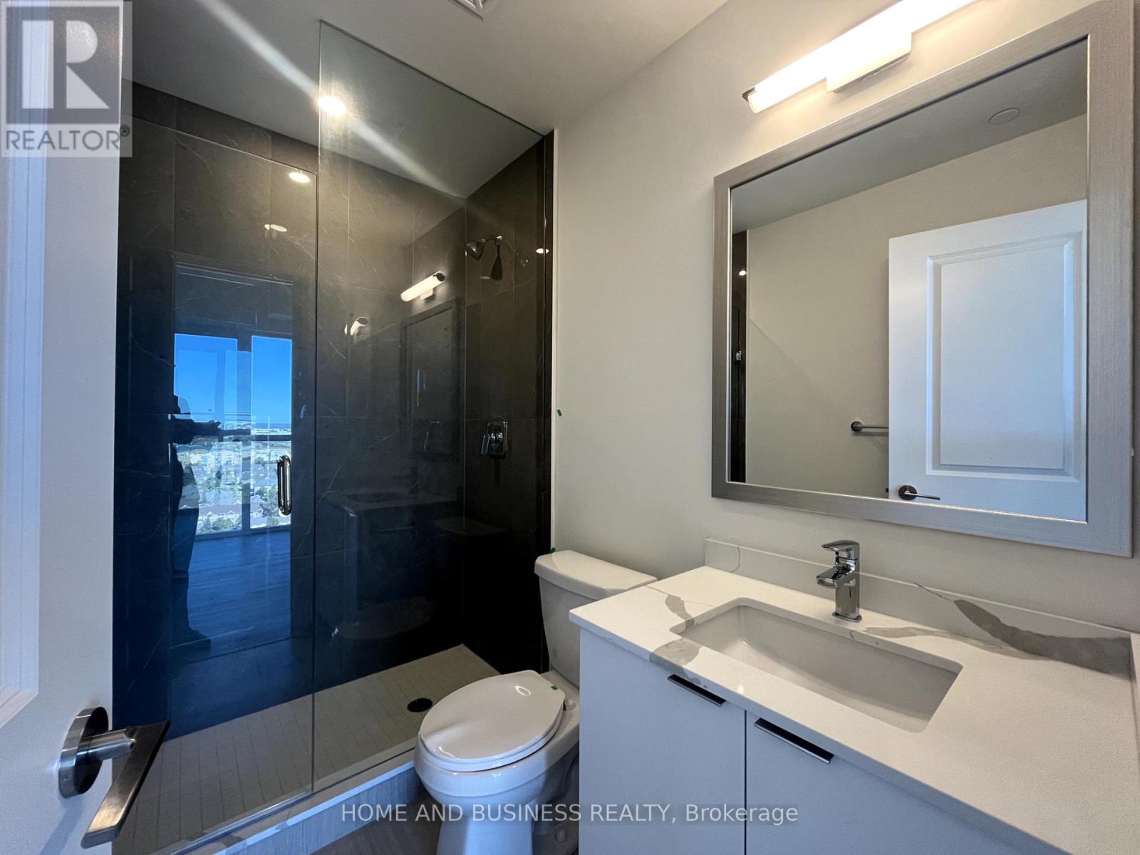 1809 - 15 Watergarden Drive, Mississauga, Ontario  L5R 1B2 - Photo 12 - W12455938