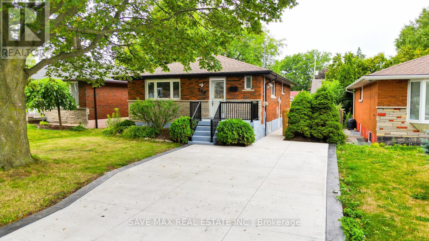 248 West 18th Street, Hamilton, Ontario  L9C 4G9 - Photo 1 - X12577052
